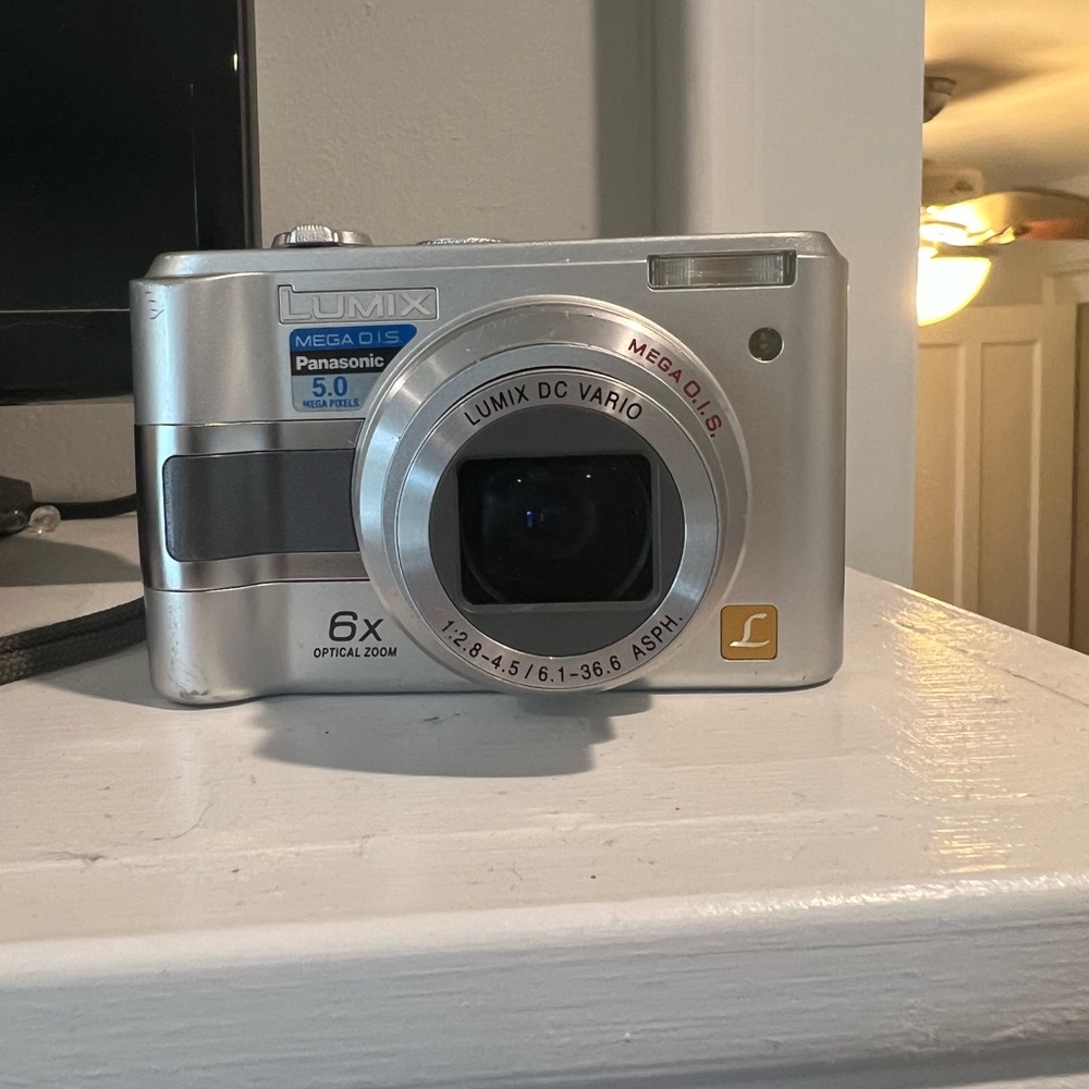 Panasonic LUMIX Digital Camera
